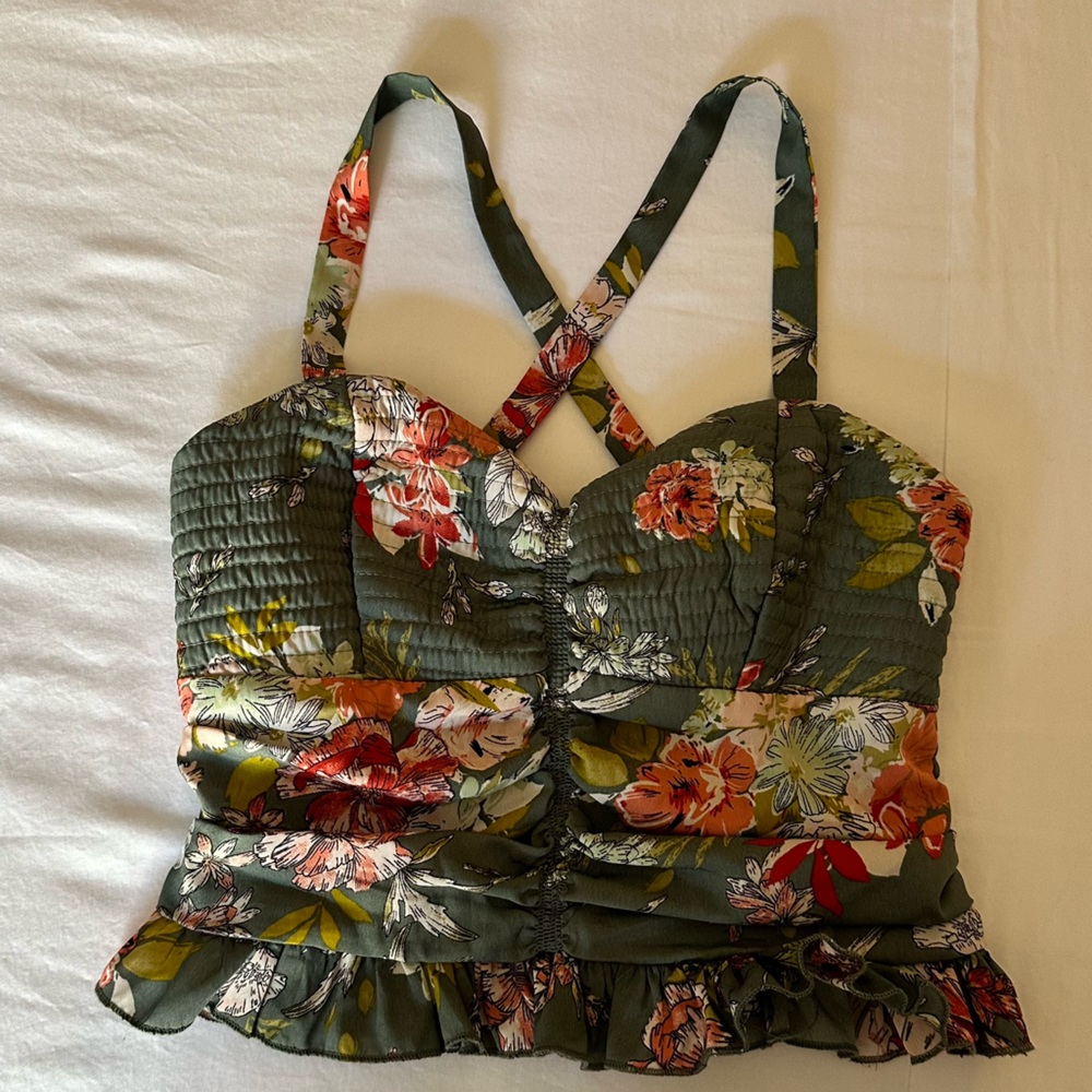 B.O.G Collective Sage Green Floral Crop Top Medium